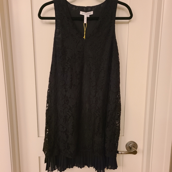 BCBG dress - Picture 2 of 7